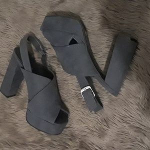 Bamboo grey chunky heels size 8